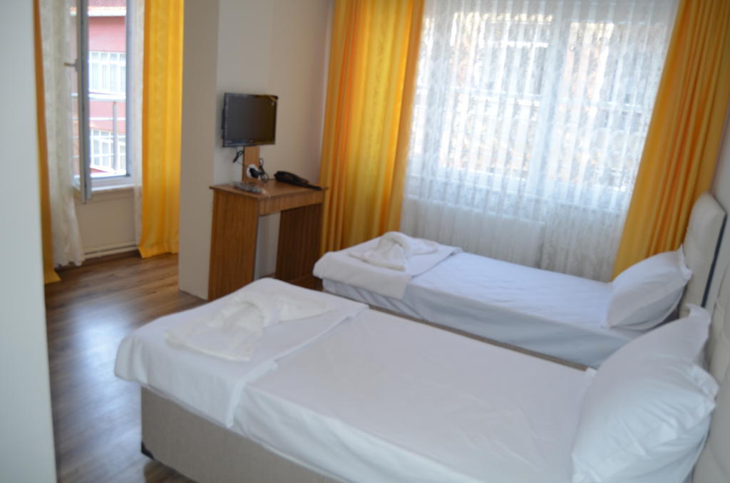 Hotel Hilton Garden Atatürk Airport 4*