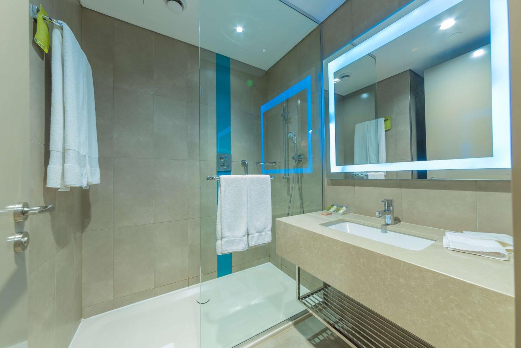 Hilton Garden Atatuerk Airport 4* Стамбул