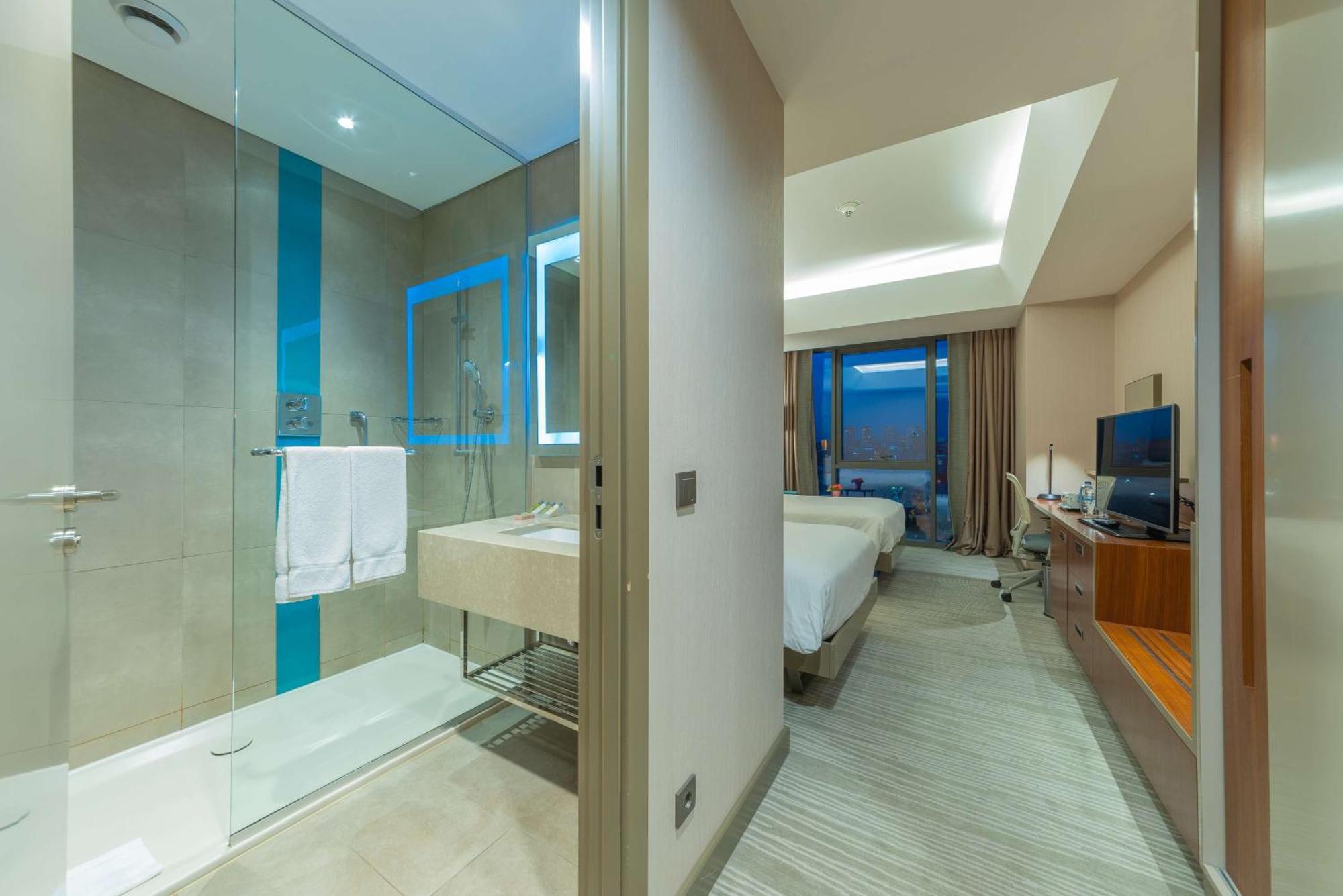 Hilton Garden Atatuerk Airport Отель 4*