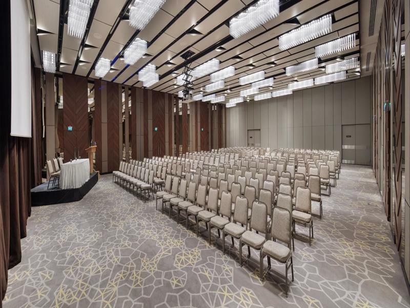 Hilton Garden Atatuerk Airport Отель 4*